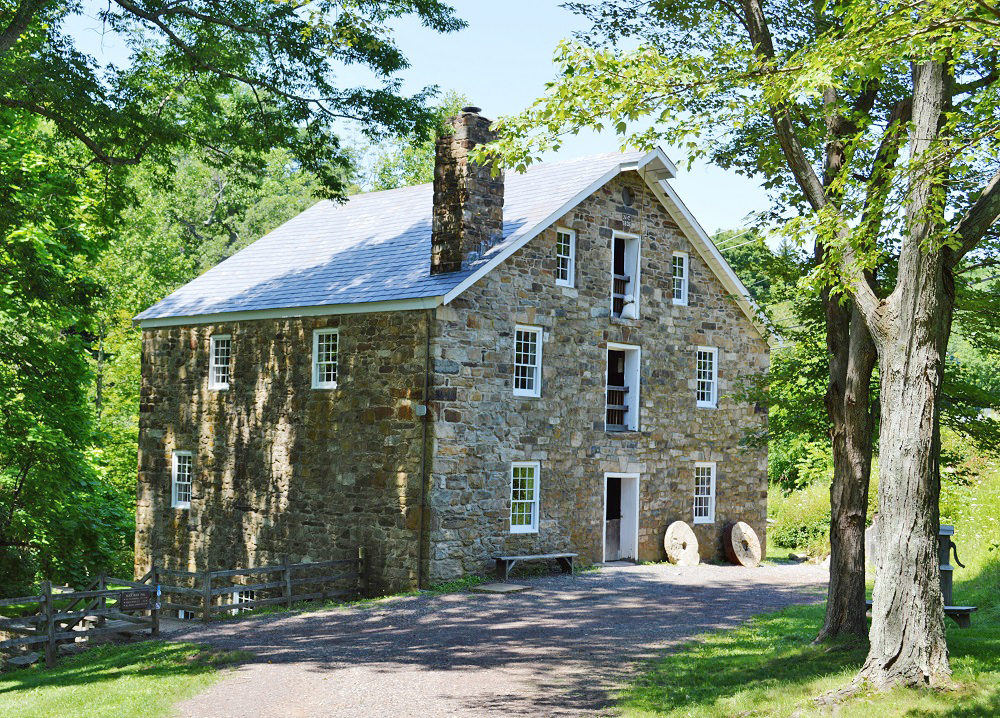 historical stone house 