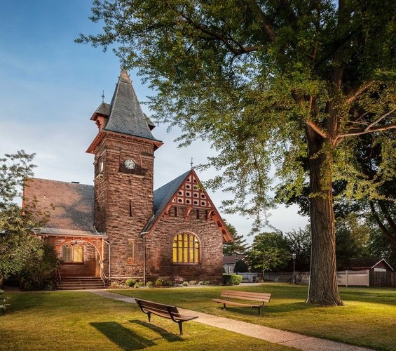 Barron Arts Center